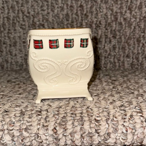 Lenox Christmas Giftables Sleigh Candy Dish Brand New, Never Used - Picture 3 of 6